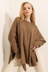 Pull poncho fendu