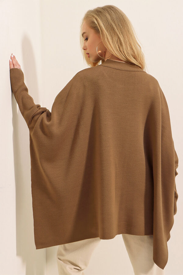 Pull poncho fendu